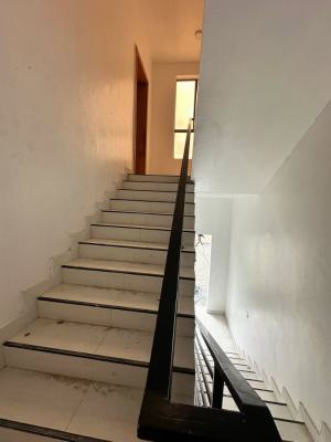 2 Bedroom Apartment, Lekki Phase 1, Lekki, Lagos, Flat / Apartment for Rent