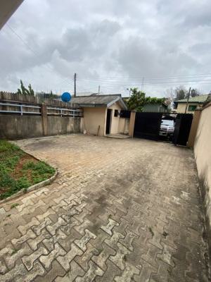 4bedroom Semi Detached House, Lekki Phase 1, Lekki, Lagos, Semi-detached Duplex for Rent