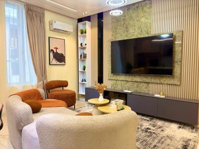 Luxurious and Spacious 1 Bedroom Apartment in a Secured Estate with Ps, Lekki Phase 1, Lekki, Lagos, Flat / Apartment Short Let