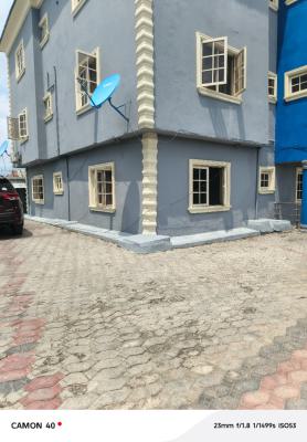 Spacious 3 Bedroom Flat Upstairs, Badore, Ajah, Lagos, Flat / Apartment for Rent