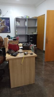 2 Rooms Office Space (40sqm) First Floor, Off Ademola Adetokunbo, Wuse 2, Abuja, Office Space for Rent