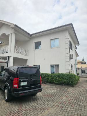 4 Bedrooms Terrace Duplex with Bq, Lekki Phase 1, Lekki, Lagos, Office Space for Rent
