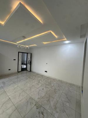 2 Bedroom. Ologolo, Lekki., Ologolo, Lekki, Lagos, Flat / Apartment for Rent