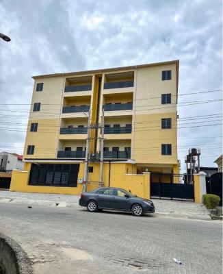Lovely 2 Bedroom Serviced Apartment, Suitable for Investment, Lekki Phase 1, Lekki, Lagos, Flat / Apartment for Sale