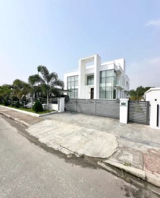 Fully Detached 6 Bedroom Smart Home Mega Triplex with Inverter, Swimming Pool, Royal Gardens Estate, Ajah, Lagos, Detached Duplex for Sale