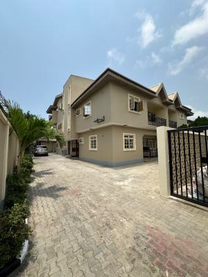 3bedroom Apartment, Lekki Phase 1, Lekki, Lagos, Flat / Apartment for Rent