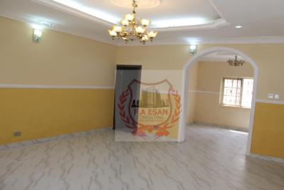 Spacious 4 Bedroom Semi Detached Duplex, Lekki Phase 1, Lekki, Lagos, Semi-detached Duplex for Rent