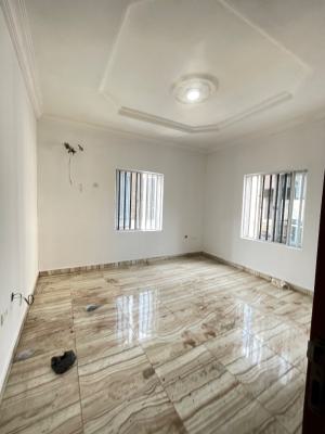 Big Room Upstairs Shared Apartment in Osapa, Osapa, Lekki, Lagos, Flat / Apartment for Rent