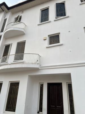 Fully Serviced Super Luxury 3 Bedrooms Penthouse, Off Admiralty Way, Lekki Phase 1, Lekki, Lagos, Flat / Apartment for Rent