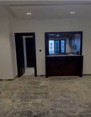 a Three Bedroom Apartment, Dakibiyu, Abuja, Flat / Apartment for Sale