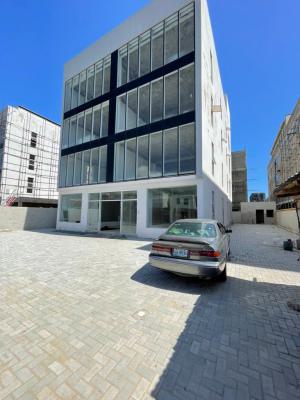 Remarkable 1200 Sqm Office Space, Adebayo Doherty, Lekki Phase 1, Lekki, Lagos, Plaza / Complex / Mall for Rent