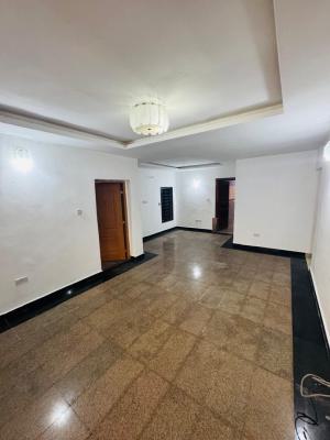 Luxury 3 Bedroom Apartment with Bq, Lekki Phase 1, Lekki, Lagos, Flat / Apartment for Rent