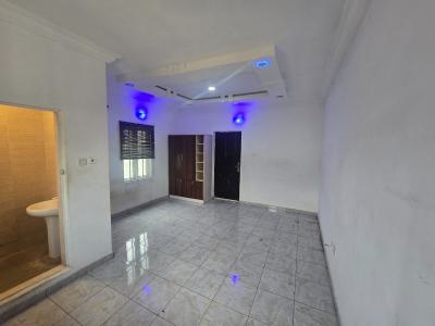Spacious Studio Apartment, Off Freedom Way, Lekki Phase 1, Lekki, Lagos, Flat / Apartment for Rent