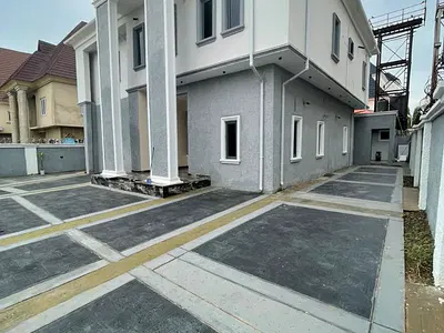 Brand New 5 Bedroom Duplex