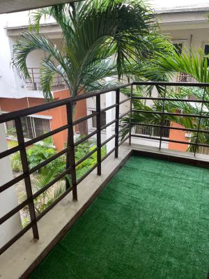 Newly Renovated Very Spacious Mini Flat, Upstairs, Off Lekki Express Way, Lekki, Lagos, Mini Flat (room and Parlour) for Rent