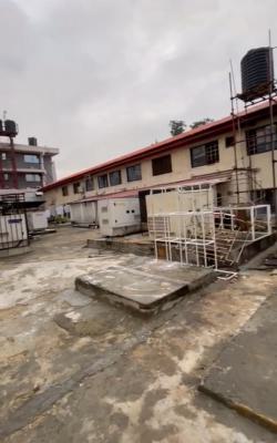 Corner-piece Shopping Mall Formerly Occupied By a Major Bank. 	-	16 Un, Victoria Island (vi), Lagos, Commercial Property for Sale