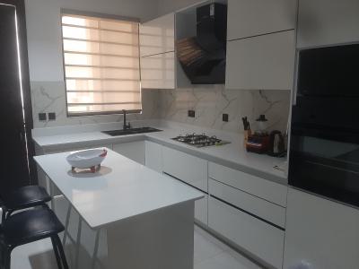 Furnished and Serviced 2 Bedroom En-suite Pentfloor Flat with Fully Fi, Lekki Phase 1, Lekki, Lagos, Flat / Apartment for Rent