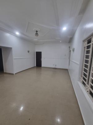 Standard 2 Bedroom Flat, Guzape District, Abuja, Flat / Apartment for Rent