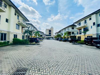 3 Bedroom Flat, Off Durosinmi Etti Street, Lekki Phase 1, Lekki, Lagos, Flat / Apartment for Sale