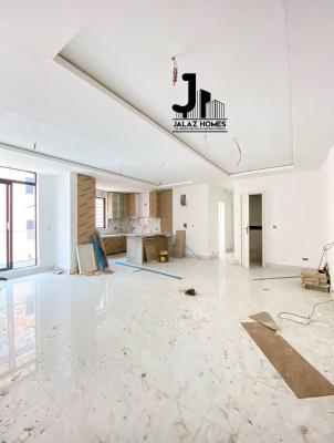 2 Bedroom Apartment, Lekki Phase 1, Lekki, Lagos, Flat / Apartment for Sale