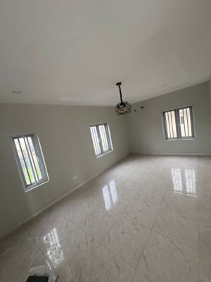 Massive Master Bedroom, Lekki, Lagos, Flat / Apartment for Rent