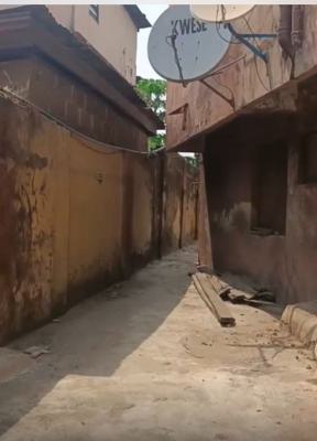 8 Units of 3-bedroom + 1 Unit of 1-bedroom, Shiro, Fadeyi, Yaba, Lagos, House for Sale