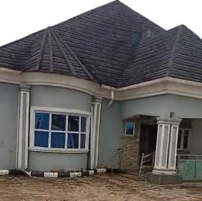 4 Masters Bedroom Bungalow & 2bedroom Bq, 100ft By 110ft Land, Amagba Road, Gra, Benin City, Benin, Oredo, Edo, Detached Bungalow for Sale