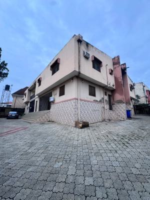 This Property Compromises of 4units of 2bedroom Apartments,, Zone 4, Wuse, Abuja, Flat / Apartment for Sale