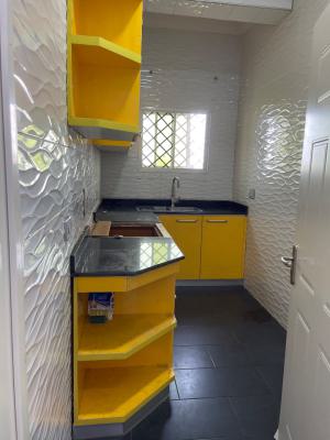 Well Maintained Mini Flat with Personal Kitchen, Chevron Drive, Lekki, Lagos, Mini Flat (room and Parlour) for Rent