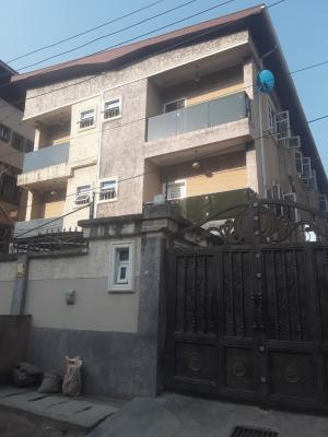 2 Bedroom, Off Ondo Street, Adekunle, Yaba, Lagos, Flat / Apartment for Rent