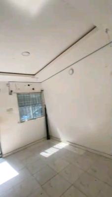 Standard and Executive Miniflat, Off Market Street, Shomolu, Lagos, Mini Flat (room and Parlour) for Rent