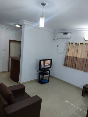 Service 2bedroom, Lekki Phase 1, Lekki, Lagos, Flat / Apartment for Rent