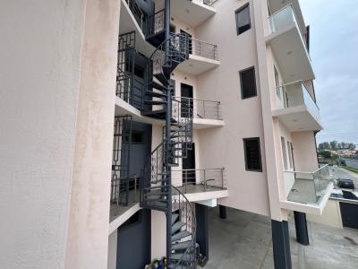 2 Bedroom Penthouse with Bq and Elevatort, Lekki Phase 1, Lekki Phase 1, Lekki, Lagos, Flat / Apartment for Rent