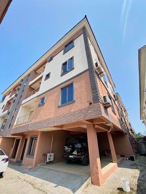 Spacious 3 Bedroom Fully Fitted Apartment with a Bq in a Secure Estate, Off Admiralty Way, Lekki Phase 1 Proper, Lekki Phase 1, Lekki, Lagos, Flat / Apartment for Rent