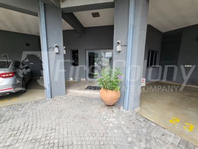 Well Maintained, Spacious 2 Bedroom Apartment (serviced), Oniru, Victoria Island (vi), Lagos, Flat / Apartment for Rent