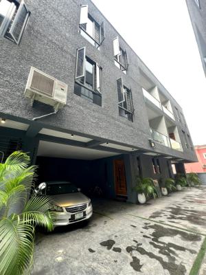 Well Built 4bedroom Terrace Duplex with a Bq, Lekki Phase 1, Lekki, Lagos, Terraced Duplex for Sale