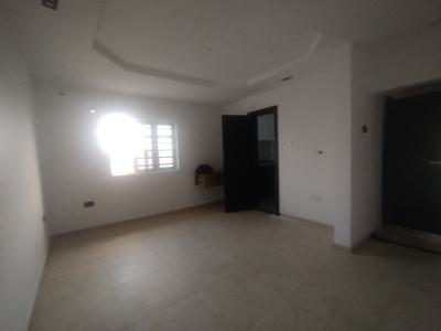 Tastefully Finished 2 Bedroom Apartment, Off Admiralty Way, Lekki Phase 1, Lekki, Lagos, Flat / Apartment for Rent
