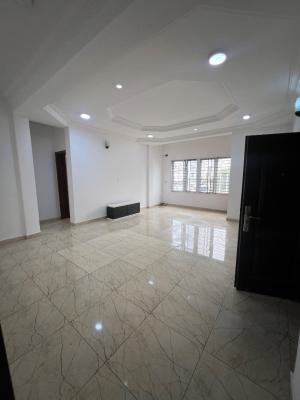 Well Maintained, Tastefully Finished, Three (3) Bedroom Apartment, Lekki Phase 1, Lekki, Lagos, Flat / Apartment for Rent