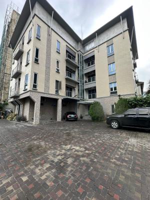 Modestly Built 2bed Apartment with a Bq &elevator in Lekki Phase 1, Lekki Phase One,lekki ,lagos ,nigeria, Lekki Phase 1, Lekki, Lagos, Flat / Apartment for Rent