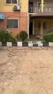 Distress Deal Alert! Luxurious 3 Bedrooms Flat in The Finest Estate, Jabi, Abuja, Flat / Apartment for Sale