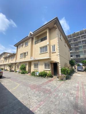 Clean 2 Bedroom Apartment, Lekki Phase 1, Lekki, Lagos, Flat / Apartment for Rent