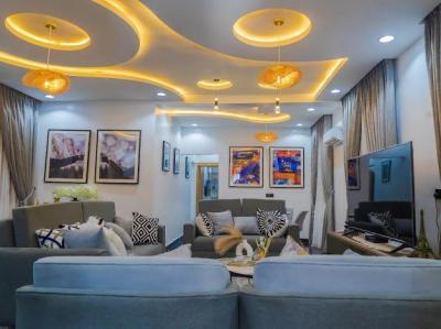 Newly Listed Luxury 3 Bedrooms Apartment, Yaba, Lagos, Flat / Apartment Short Let
