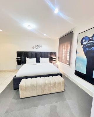 Furnished Luxury 2 Bedroom Apartment Upstairs, Lekki Phase 1 Proper Off Admiralty Road, Lekki Phase 1, Lekki, Lagos, Flat / Apartment for Rent