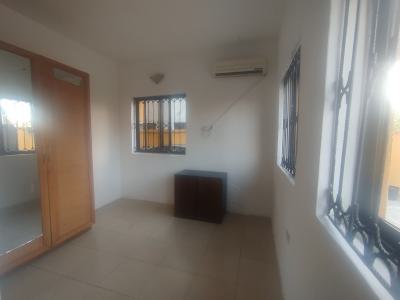 Well Maintained 1 Bedroom Apartment, Off Fola Oshibo Street, Lekki Phase 1, Lekki, Lagos, Mini Flat (room and Parlour) for Rent