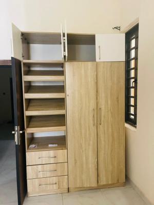 Single Room in a Shared Apartment, Harris Drive, Lekki, Lagos, House for Rent