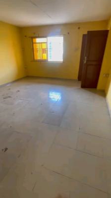 Massive and Standard 3 Bedroom Up Flat with Personal Meter and 2 Toilets, Alapere, Ketu, Lagos, Flat / Apartment for Rent