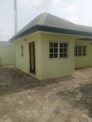 2 Bedroom Flat Apartment, Magodo Phase 1, Gra Phase 1, Magodo, Lagos, Flat / Apartment for Rent