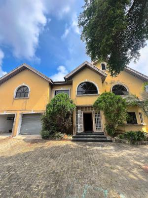 Spacious 5 Bedroom Fully Detached House with 2 Rooms Bq., Lekki Phase 1, Lekki, Lagos, Detached Duplex for Rent