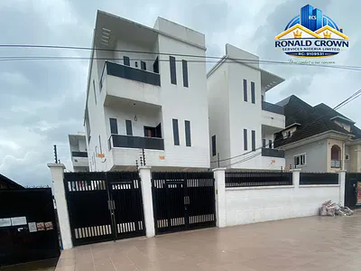 Luxury 6 Bedroom Detached Duplex with BQ — Amuwo Odofin, Lagos
