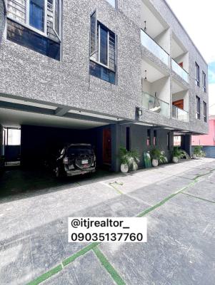 Lovely 4 Bedroom Townhouse with Bq, Lekki Phase 1, Lekki Phase 1, Lekki, Lagos, Detached Duplex for Sale